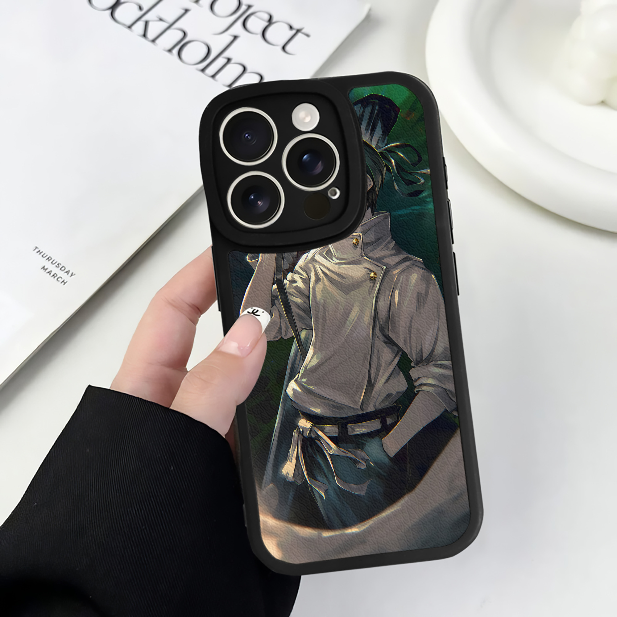 （画像用） 呪術廻戦 Jujutsu Kaisen 【iPhone 16シリーズ対応】シリコンスマホケース（レザー調） 材質：シリコン